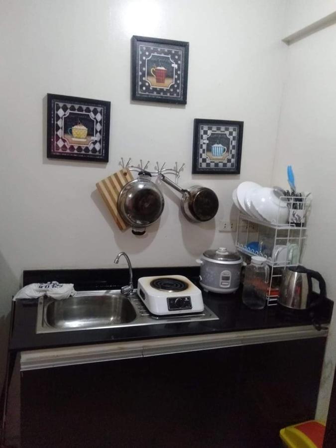 Ekonumi Rooms At Moonwalk Paranaque Paranaque City 外观 照片