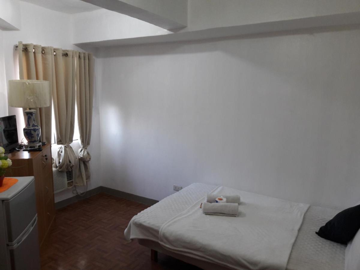 Ekonumi Rooms At Moonwalk Paranaque Paranaque City 外观 照片